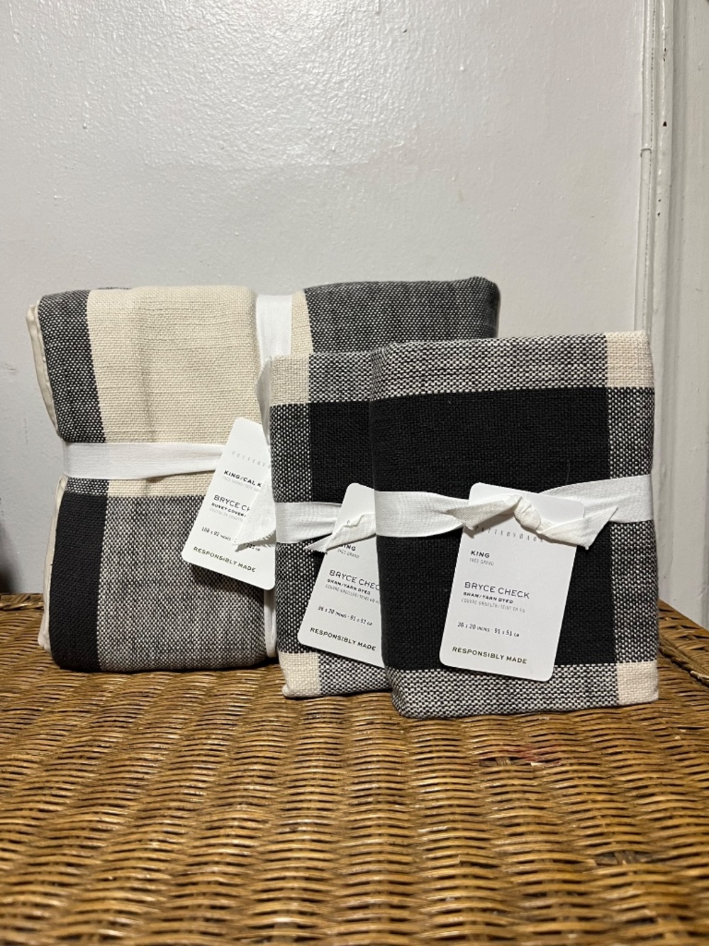 Pottery Barn. Bryce Check Shams/Yarned Dyed. Slip Opening. Sz. Euro. Set of 2